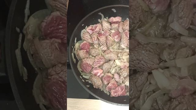 Мяско жарится НЕ выделяя сок - 4 этап