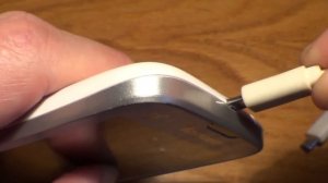 Если шнур выпадает. Как сделать, чтоб шнур не выпадал из телефона. If the cable falls out