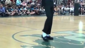 Flawless Moonwalk: High School MJ Impersonator Dances to Billie Jean 2014