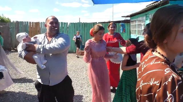 Вася Мэкэщи крестил внуков Царя и Князя. смотреть онлайн