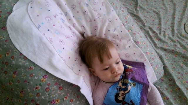 Собираемся на дачу из Москвы. Кормим ребенка, жарим курицу на даче, - отдыхаем. смотреть онлайн