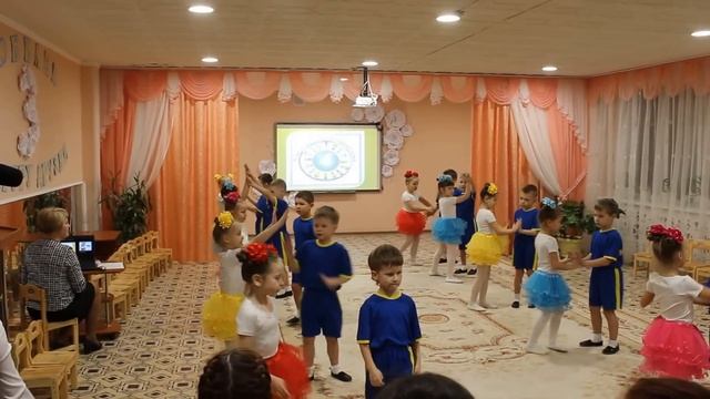 Я, ты ,он, она - вместе целая страна... смотреть онлайн