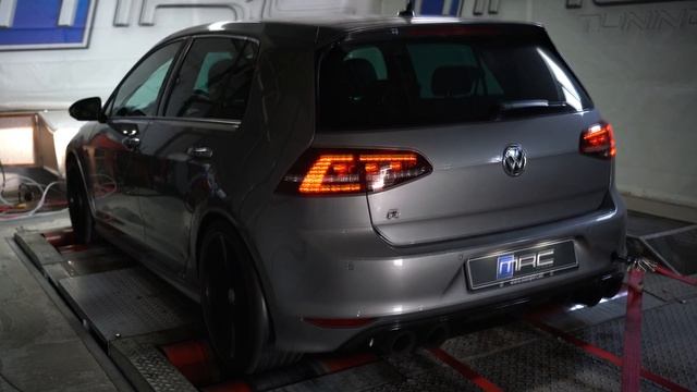 VW Golf 7 R - MRC Stage 1 + facelift pops & bangs смотреть онлайн