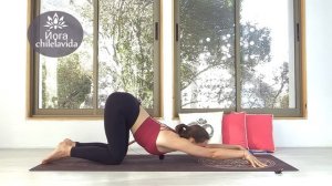 РАСТЯЖКА ДОМА | Упражнения для грудного отдела позвоночника | Растяжка плеч | Йога chilelavida