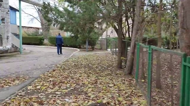 КРЫМ.Евпатория .Территория санатория Приморье.?Погуляем и поболтаем.Топиарии.?Целебный маршрут?