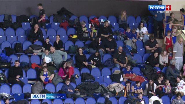 Смоленский турнир по вольной борьбе собрал 500 юных спортсменов со всей страны
