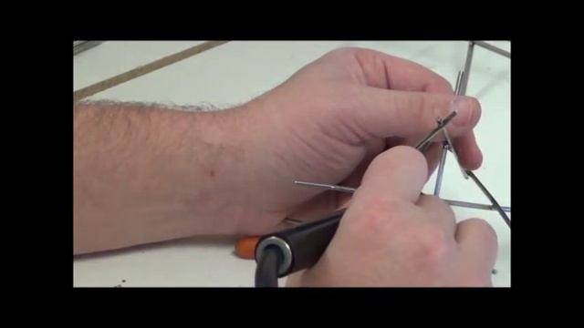 Художественная сварка. Композиция из стальных прутьев смотреть онлайн