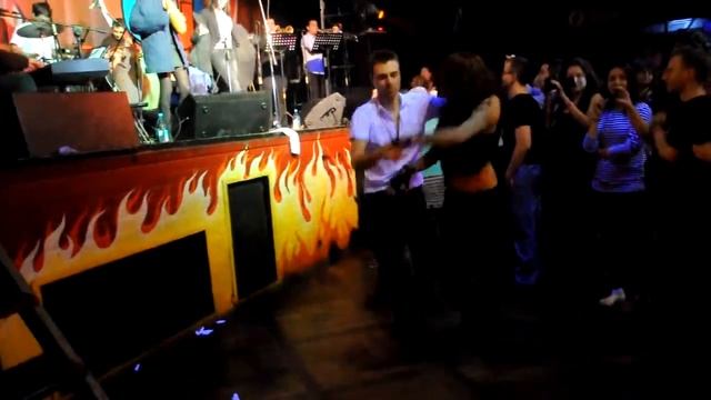 сальса от Инаки Фернандез и Олеси Сидоренко смотреть онлайн