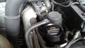 VW Crafter 2,5 TDI stukająca pompa Vacum
