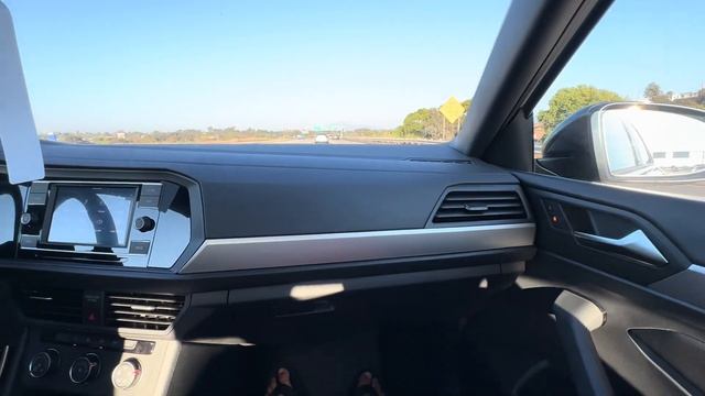 Test driving a 2023 Volkswagen Jetta Sport смотреть онлайн