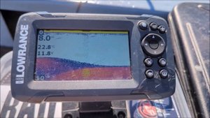 Gutes Echolot für 100 Euro! Test des Lowrance Hook 2 4x - Das Brauchst du an Zubehör!
