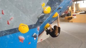 LOTS OF PROJECTS ! V5-V8 || Bro & Sis Bouldering || Indoor Rock Climbing