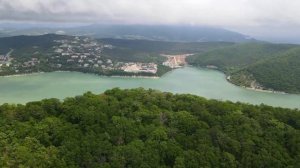 Абрау- Дюрсо 4К Красивейшая природа Юга России. Виды с высоты - Курорт, озеро, горы.