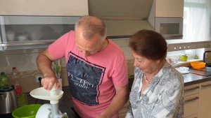 ПРИПРАВА ИЗ ЧЕСНОЧНЫХ СТРЕЛОК И ВКУСНОЕ МАСЛО.САМЫЙ ПРОСТОЙ И БЫСТРЫЙ РЕЦЕПТ.