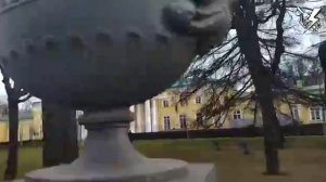 Молодой парень в Санкт-Петербурге пробрался на территорию Таврического дворца и спустил флаг Украины