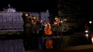 Ara Malikian  Pisando flores