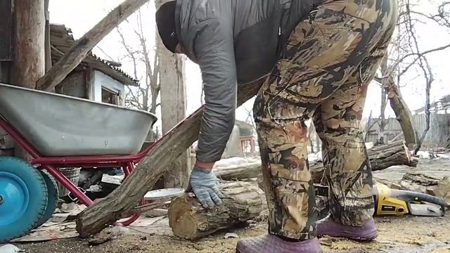 Приятные хлопоты. Напилили, накололи. Весна в феврале. смотреть онлайн