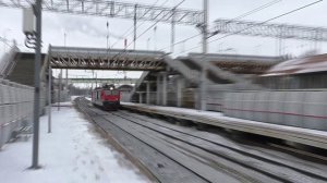 Электровоз ВЛ10К-420 (ТЧЭ-38) следует резервом.