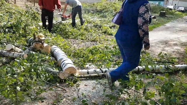 05 08 2019 г Рославль ТЦ САПСАН 15 микрорайон смотреть онлайн