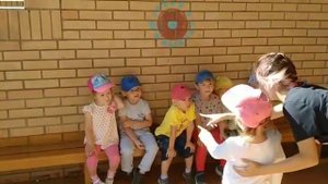 Лето 2022. Подвижная игра с использованием считалки на английском языке