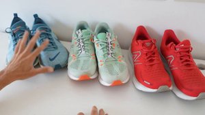 Лучшие кроссовки для бега 2023 - On Running CLOUDSURFER 7, обзор и сравнение с Nike и New Balance.