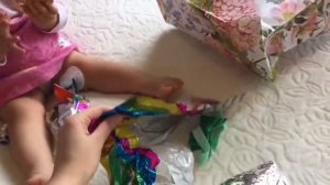 Настя лайк дарит подарки! Подарки от канала лайк Настя! Видео для детей! Nastya