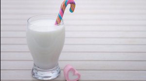 Овсяное молоко - простой, дешевый и быстрый рецепт.