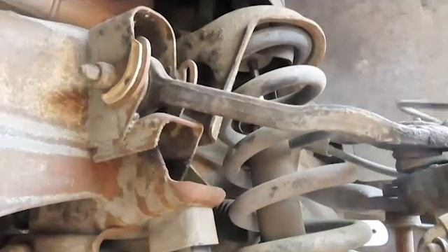 How To Replace Front Wheel Bearing on GMC Sierra (2WD ONLY) смотреть онлайн