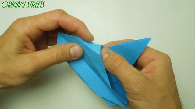 Как сделать самолёт из бумаги. Оригами самолёт смотреть онлайн