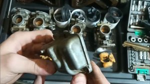 Кап. Ремонт карбюраторов., или рассказ: "о том, как на Руси карбы починяют" Suzuki Bandit 400