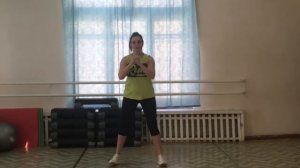 Зарядка в стиле Зумба
