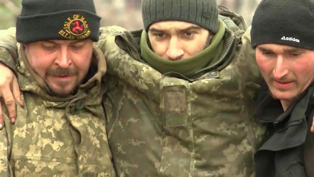 Россия предложила боевикам, которые засели на комб...Азовсталь" в Мариуполе сдаться и сложить оружие