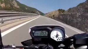 Катаемся на  Yamaha fz8.