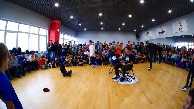 P1068346 отбор 1x1 kids ?? - BBOY NATION 2018 смотреть онлайн