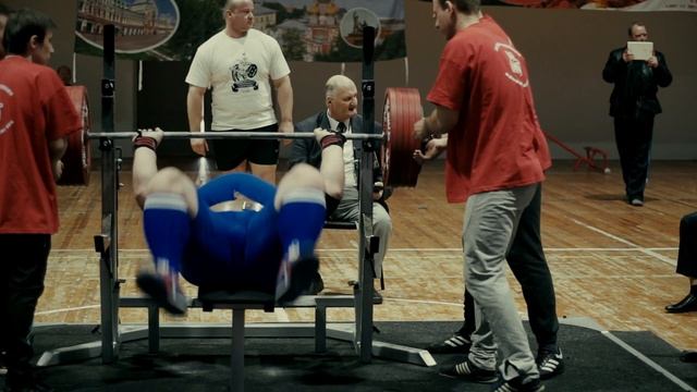 Рекорд России на Первенстве ФПР по пауэрлифтингу. Лев Бергерт