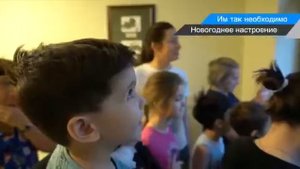 Воздушный десант Дедов Морозов в Морозовской больнице.