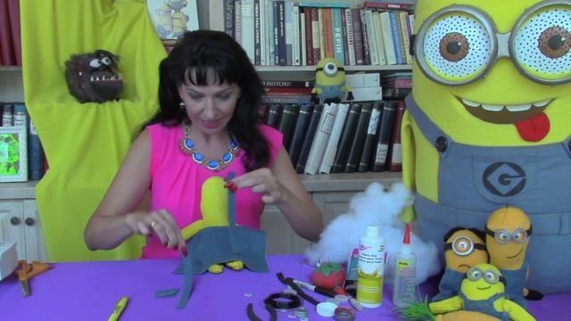Игры для Детей Поделки и Шитье Своими Руками - Миньоны из Носков смотреть онлайн