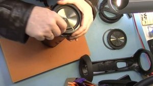 Разборка портативной блютуз колонки Fiero Vortex L IPX6 FR400