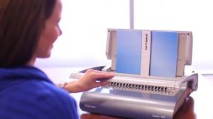 Брошюратор Fellowes® Quasar™