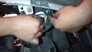 Opel Astra G Tutorial: How To Replace A Fog Light Bulb