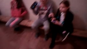 Так проходит перемена у девочек в раздевалке