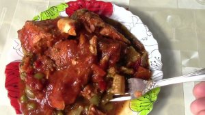 Домашние консервы.  Нерка с овощами в томатном соусе по   итальянски