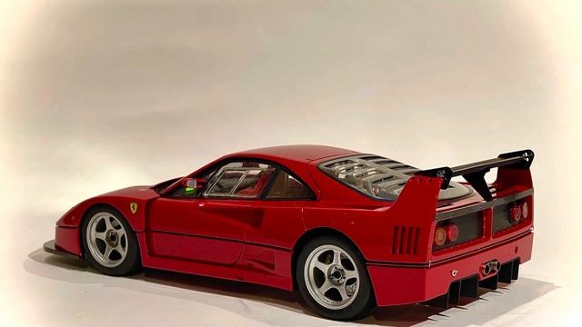 Ferrari F40 Competizione (Ferrari F40 LM) ENZO 1/8 by Centauria Italy ?? смотреть онлайн