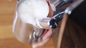 Кофемашины De'Longhi Dinamica ECAM 350.15.B. Традиционный капучинатор