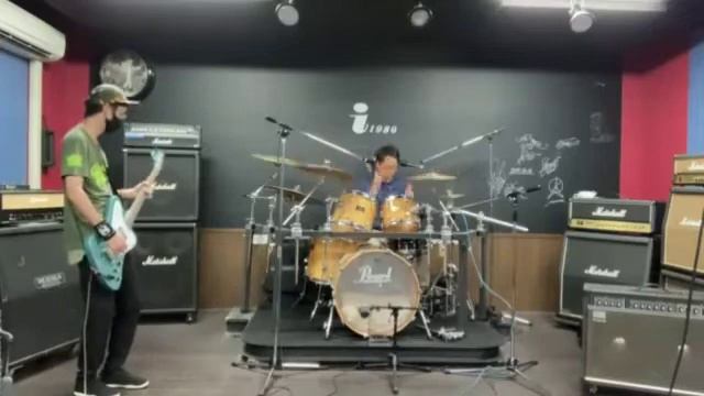 she'gone 練習 ampeg ベース ドラム イネアク Gibson Non-Reverse Thunderbird 2021 サンダーバード ノンリバース 2021 смотреть онлайн