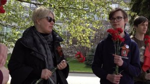 Возложение цветов к Вечному огню и обелиску в память о павших студентах и преподавателях МГУ в ВОВ