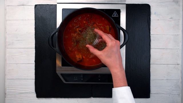 Готуємо БОГРАЧ в домашніх умовах: гуляш закарпатський рецепт | Родинна Ковбаска смотреть онлайн