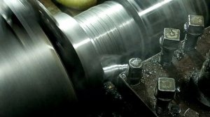 ВАЛ НА ТОКАРНОМ СТАНКЕ ТВ 320 ПОКАЗЫВАЮ КАК ОТРЕЗАЕТ ТОКАРНЫЙ СТАНОК ОТРЕЗНЫМ РЕЗЦОМ ДЛЯ УМНИКОВ!