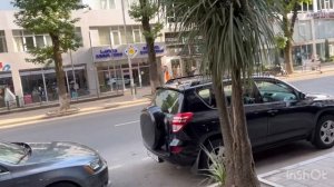 Грузия Пляж Кобулети Переполнен . Цены на рынке в Грузии