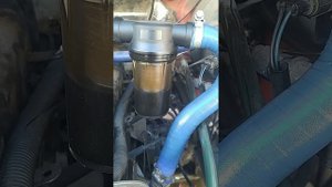 Масло сборник картерных газов.